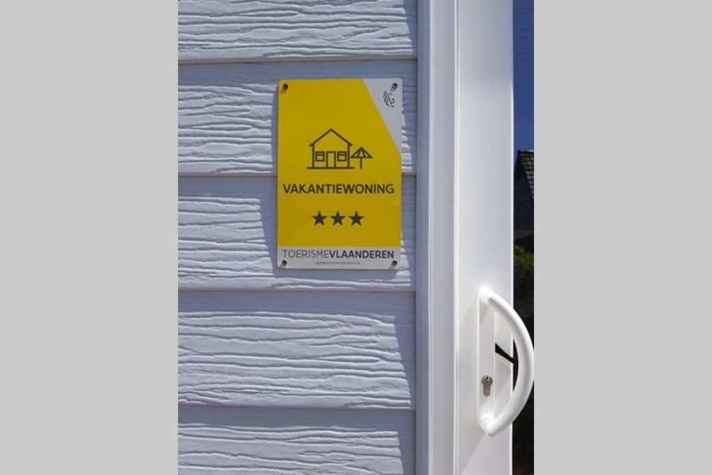 Gezellige Chalet In Nieuwpoort - Opkuis Inbegrepen In De Prijs Oostduinkerke Exterior foto